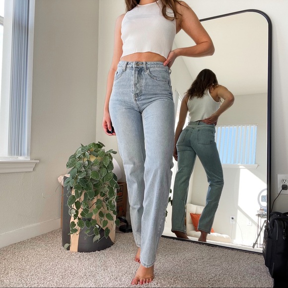 Shein High Rise Straight Jeans - Light Wash - Picture 3 of 5